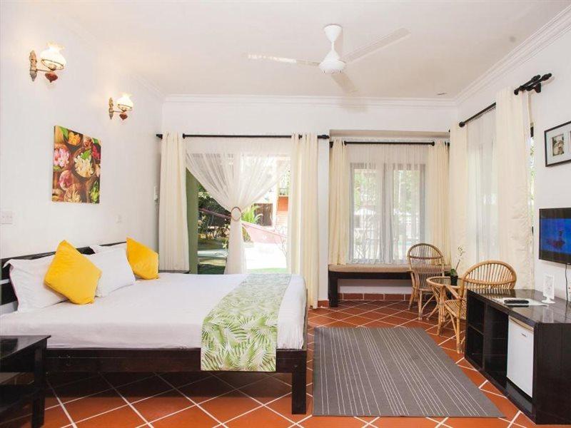 Anjungan Beach Resort Kampung Teluk Nipah Kültér fotó