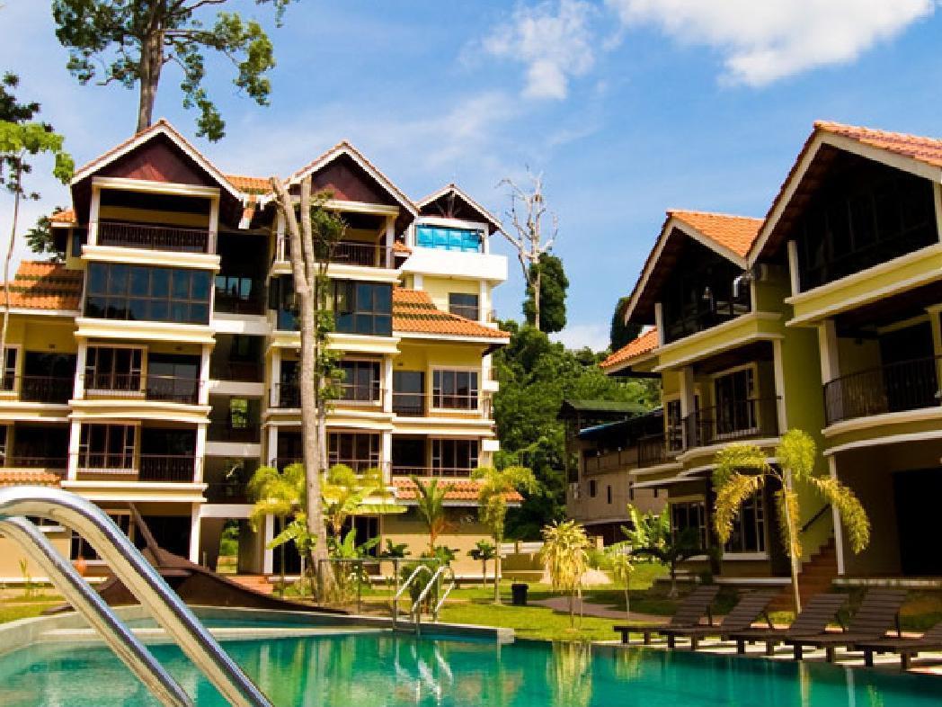 Anjungan Beach Resort Kampung Teluk Nipah Kültér fotó